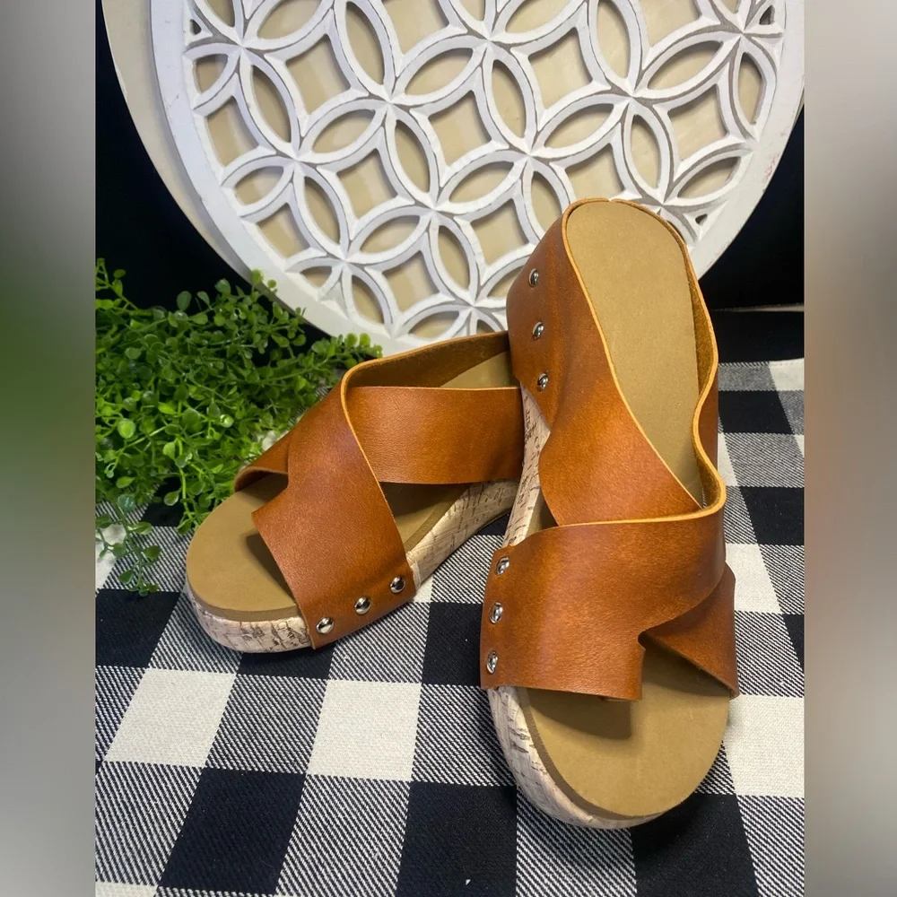 Brand New Women’s Faux Brown Leather Wedge Sandals‎ with Stud Detail